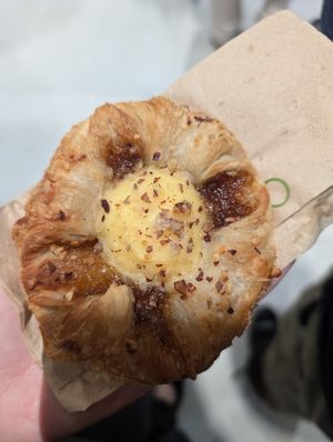 Vanilla bun at Slice + Dice in Norwich