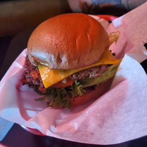 Burger at Tony's Darts Away in Burbank