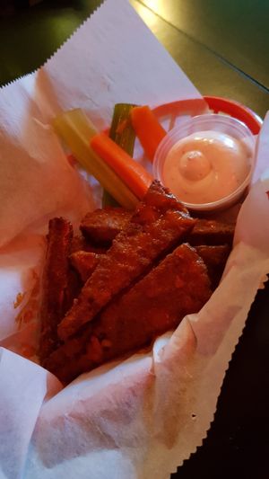BEST. WINGS. EVER. at Tony's Darts Away in Burbank