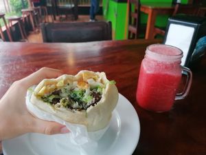 Falafelpita and strawberry, watermelon smoothie at Falafel in Uvita