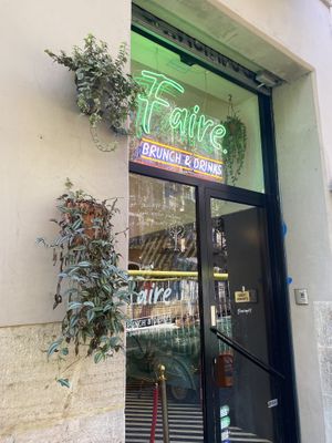  Hello  at Faire Brunch & Drinks in Barcelona