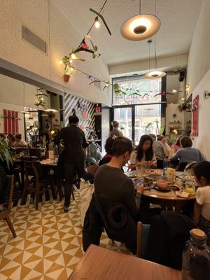 Indoor 2  at Faire Brunch & Drinks in Barcelona