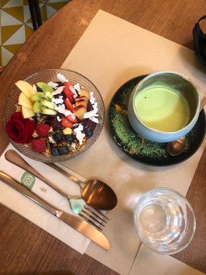 Açaí bowl at Faire Brunch & Drinks in Barcelona