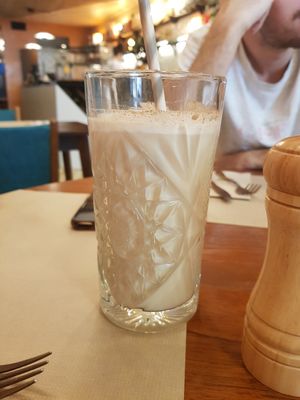 Chai latte (flavorless) at Faire Brunch & Drinks in Barcelona