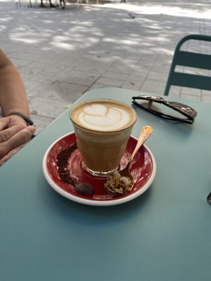   at Faire Brunch & Drinks in Barcelona