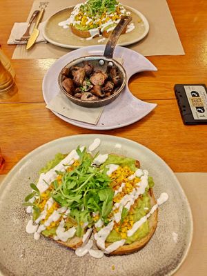 Avocado and tofu scramble on toastt  at Faire Brunch & Drinks in Barcelona