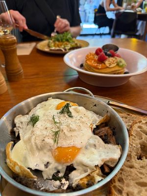  at Faire Brunch & Drinks in Barcelona