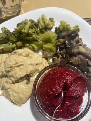 Broccoli, melanzane, seitan “tonnato”, hummus di rapa rossa  at Il Mercato Verde in Milan
