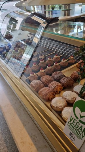  at La Pâtisserie Vegan - Les Saveurs De La Bastille in Liege