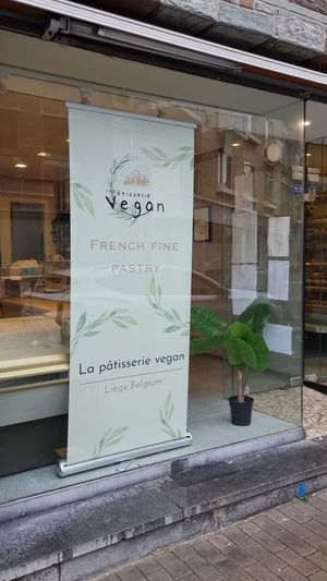 Front at La Pâtisserie Vegan - Les Saveurs De La Bastille in Liege