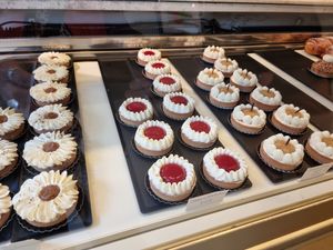 Tartes at La Pâtisserie Vegan - Les Saveurs De La Bastille in Liege