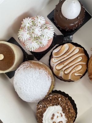   at La Pâtisserie Vegan - Les Saveurs De La Bastille in Liege