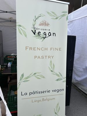 sign  at La Pâtisserie Vegan - Les Saveurs De La Bastille in Liege