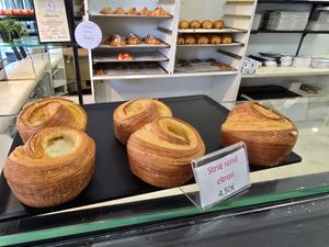 Pastry at La Pâtisserie Vegan - Les Saveurs De La Bastille in Liege