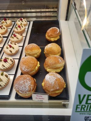  at La Pâtisserie Vegan - Les Saveurs De La Bastille in Liege