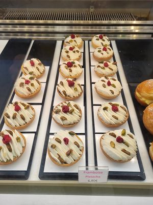  at La Pâtisserie Vegan - Les Saveurs De La Bastille in Liege