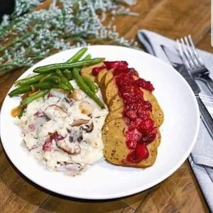 Thanksgiving meal at Plant Power Nashville  in Brentwood