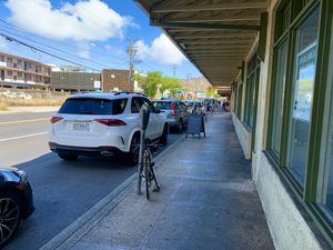 A few metered parking spots in front or a small pay lot behind on Palani Avenue.   at Vegan City Hawai'i in Honolulu