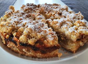 Rhubarb crumble cake at La Fiorentina Patisserie in Dusseldorf