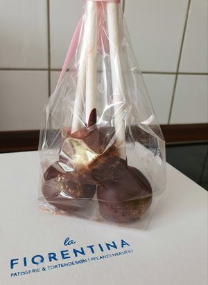 Cakepops (there were five 😅) at La Fiorentina Patisserie in Dusseldorf