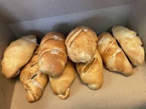 All nice warm and fresh. 😋 at Panaderia y Pasteleria la Mexicana in La Habra