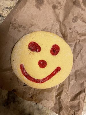 smiley face (I do not know the real name)  #Veganuary at Panaderia y Pasteleria la Mexicana in La Habra
