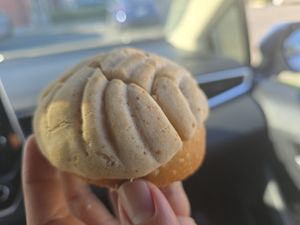 Strawberry shortcake concha. Lowkey just tasted like a strawberry concha to me but still good at Panaderia y Pasteleria la Mexicana in La Habra
