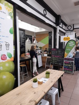 Outside at Mouthfuls in Adelaide