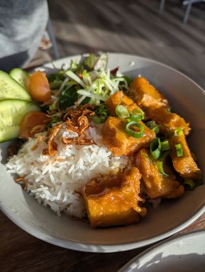 Satay tofu at Le Feu in Mornington