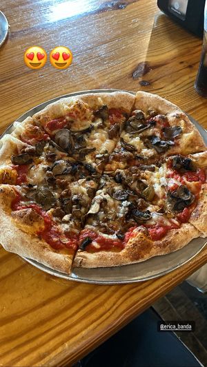 SOOO GOOD! must get the sautéd mushrooms 🍄   at Pinthouse Pizza in Austin