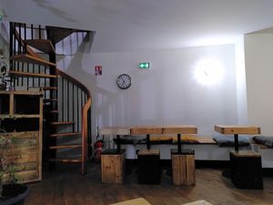 Interior at Hank Vegan Burger in Lille