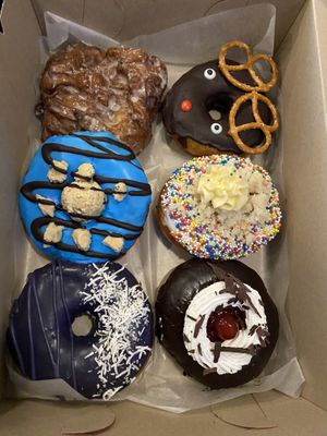 Assorted 6   at Joughnuts Doughnuts in Mississauga