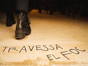 Cross the fire! at Fat Veggies in Barcelona