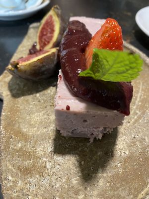 Season dessert  at Fat Veggies in Barcelona