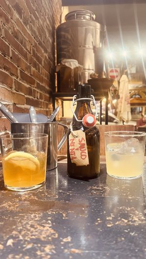 Kombucha y te frío natural   at Fat Veggies in Barcelona