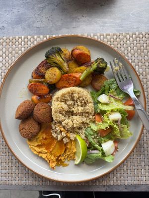  at Coisinhas Vegan in Mindelo