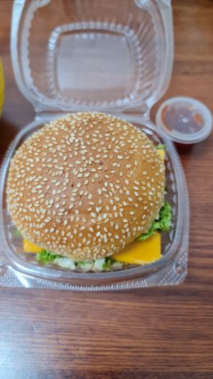 Nice Vegetarian Burger at $5. Must Try!!! at Chee Wei 啟維素食 - Tampines in East Singapore