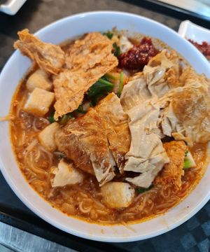 Mee Siam with drumstick ~ 25/10/22 at Chee Wei 啟維素食 - Tampines in East Singapore