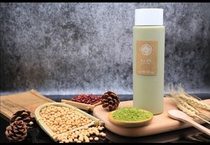Matcha soy milk at JiàngXīn DòuRǔ 匠心豆乳 in Zhubei