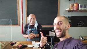 Daniel and me at Intz48 Coffee Roasters Azores in Sao Miguel