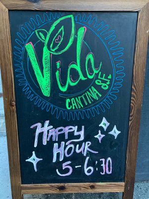Happy hour (and a half) at Vida Cantina SF in San Francisco