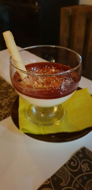 Mousse de limón at Anfora Vegano - temporarily closed in Gandia