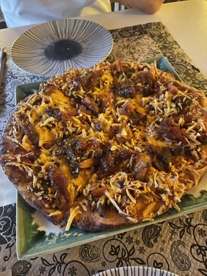 Coca with tofu, roasted peppers, chutney, and cheese  at Anfora Vegano - temporarily closed in Gandia