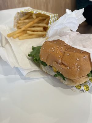 S&S Burger and Fries at STALK & SPADE in Wayzata