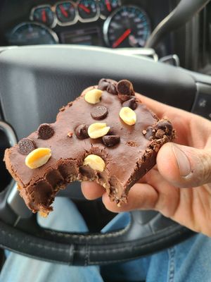 Peanut butter brownie at Mondays Plant Café in Calgary