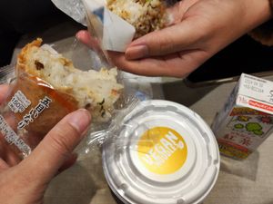 Have vegan cup noodle option at Bellmart in Nagoya