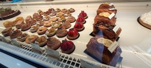 Pâtisseries at Land & Monkeys - Roquette in Paris