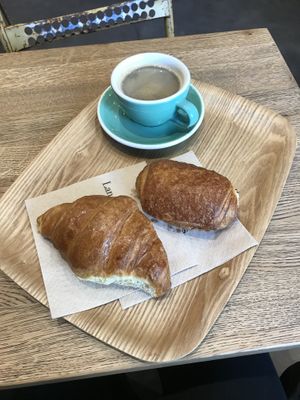 croissant, pain au chocolat at Land & Monkeys - Roquette in Paris