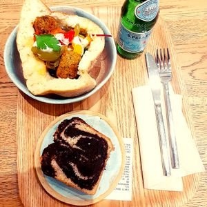 Menu sandwich dessert boisson 11€ (sur place) at Land & Monkeys - Roquette in Paris