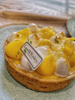 Lemon tartlet   at Land & Monkeys - Roquette in Paris